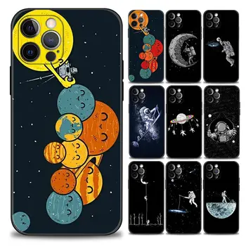Mielas Animacinių filmų Juokinga Astronautas Telefono dėklas skirtas iPhone 11 12 13 14 Pro Plus 7 8 SE XR XS Max 6 6s Plus Black Soft Silicon Cover
